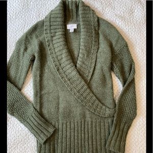 Women’s LOFT sweater